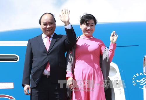 東京到着:グェン・スァン・フック首相、公式実務訪問を開始